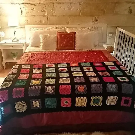 Couette-café Palazzo Emy 4*