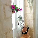 Palazzo Emy Couette-café