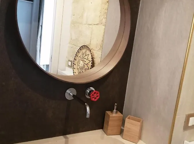 לינה וארוחת בוקר Palazzo Emy 4*